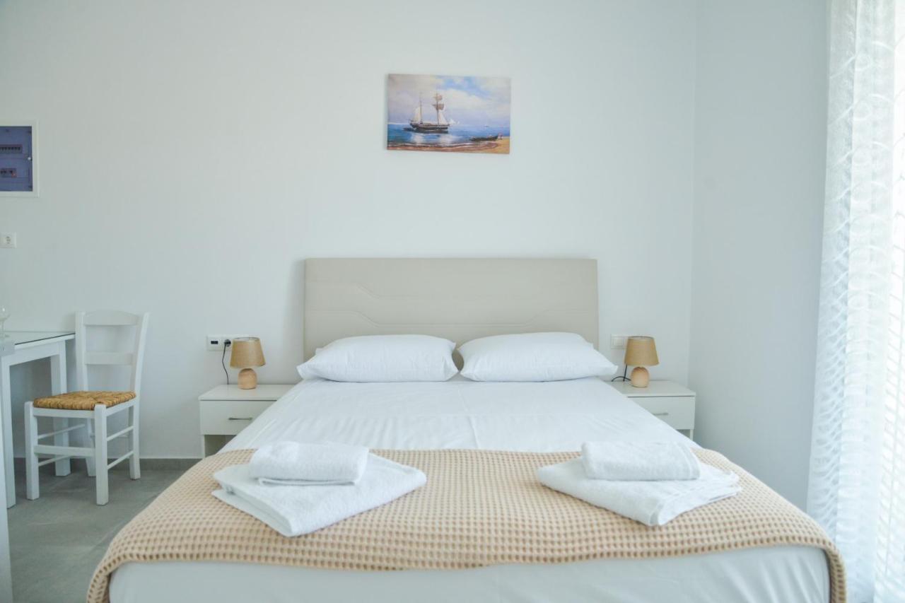 Zeras Apartments アダマス エクステリア 写真
